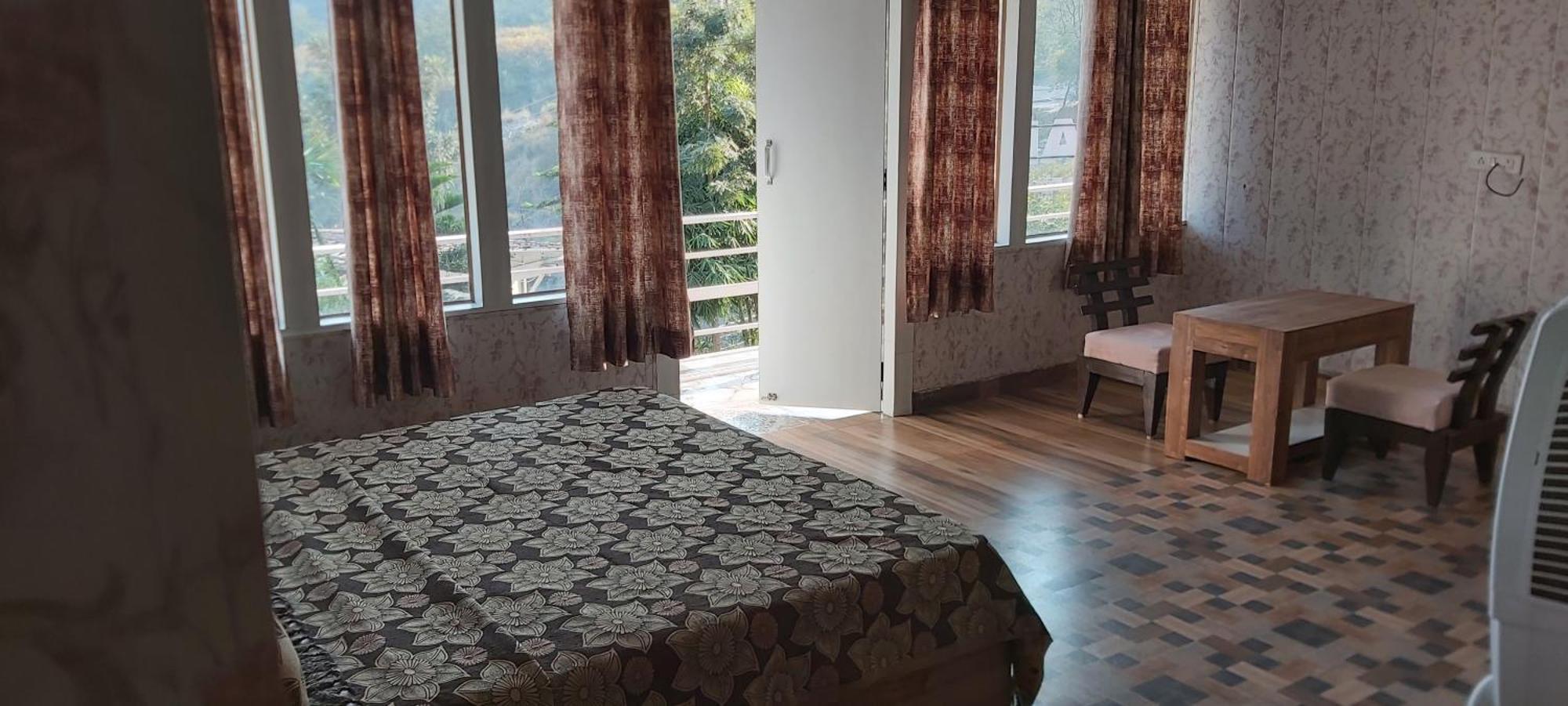 Valley Retreat Home Stay Дехрадун Номер фото